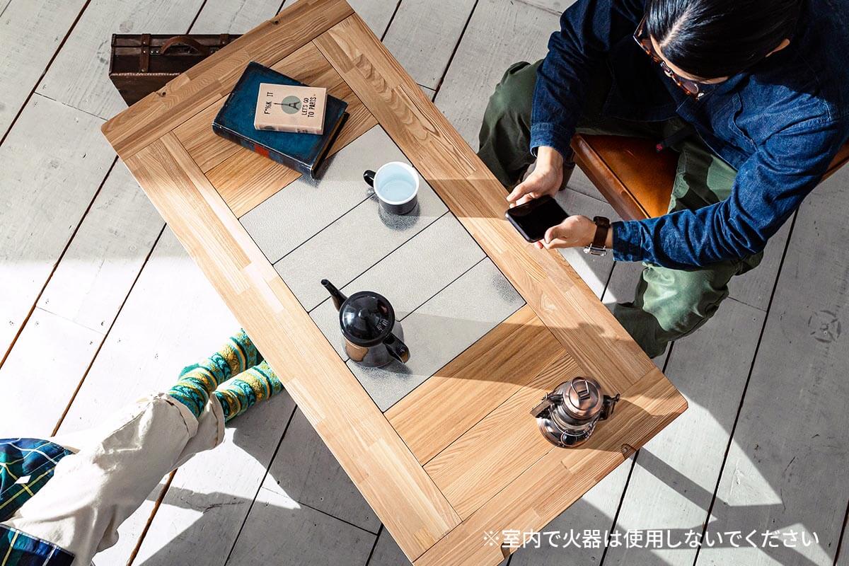 素材には家具材等として人気な「アッシュ」を使用