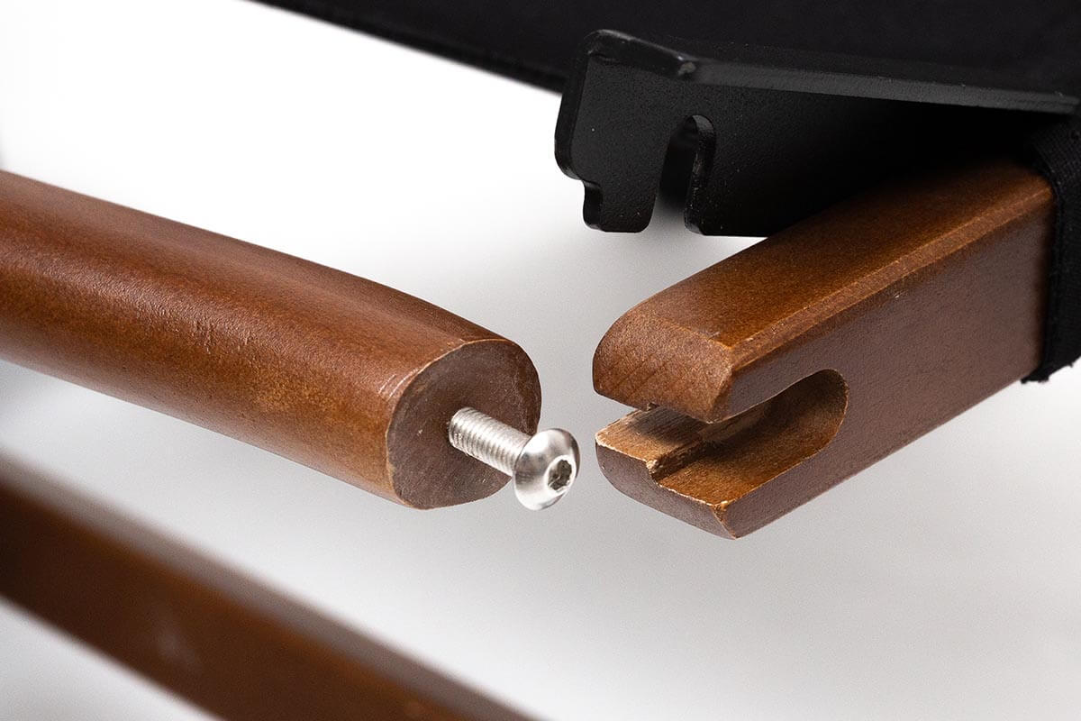 分解できる構造だから収納時のサイズがコンパクトに