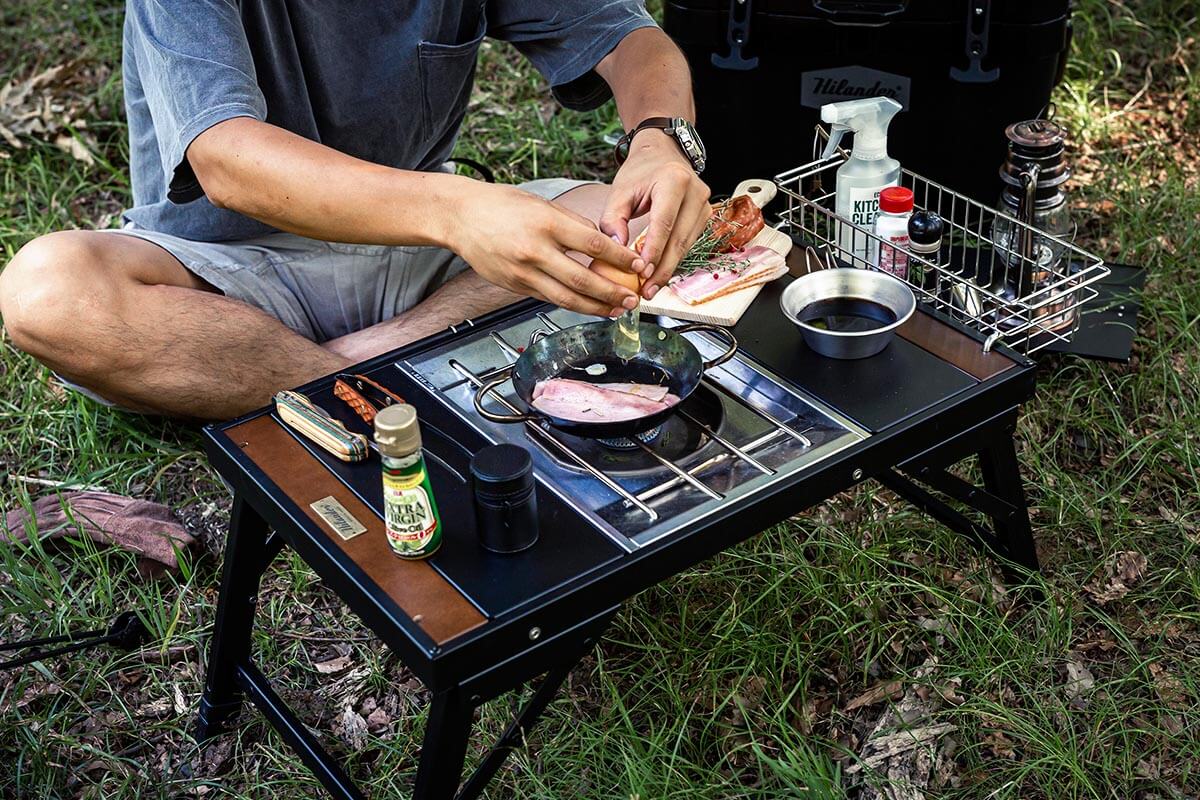 高さ2段階調節で、語り合う場所はもっと自由に