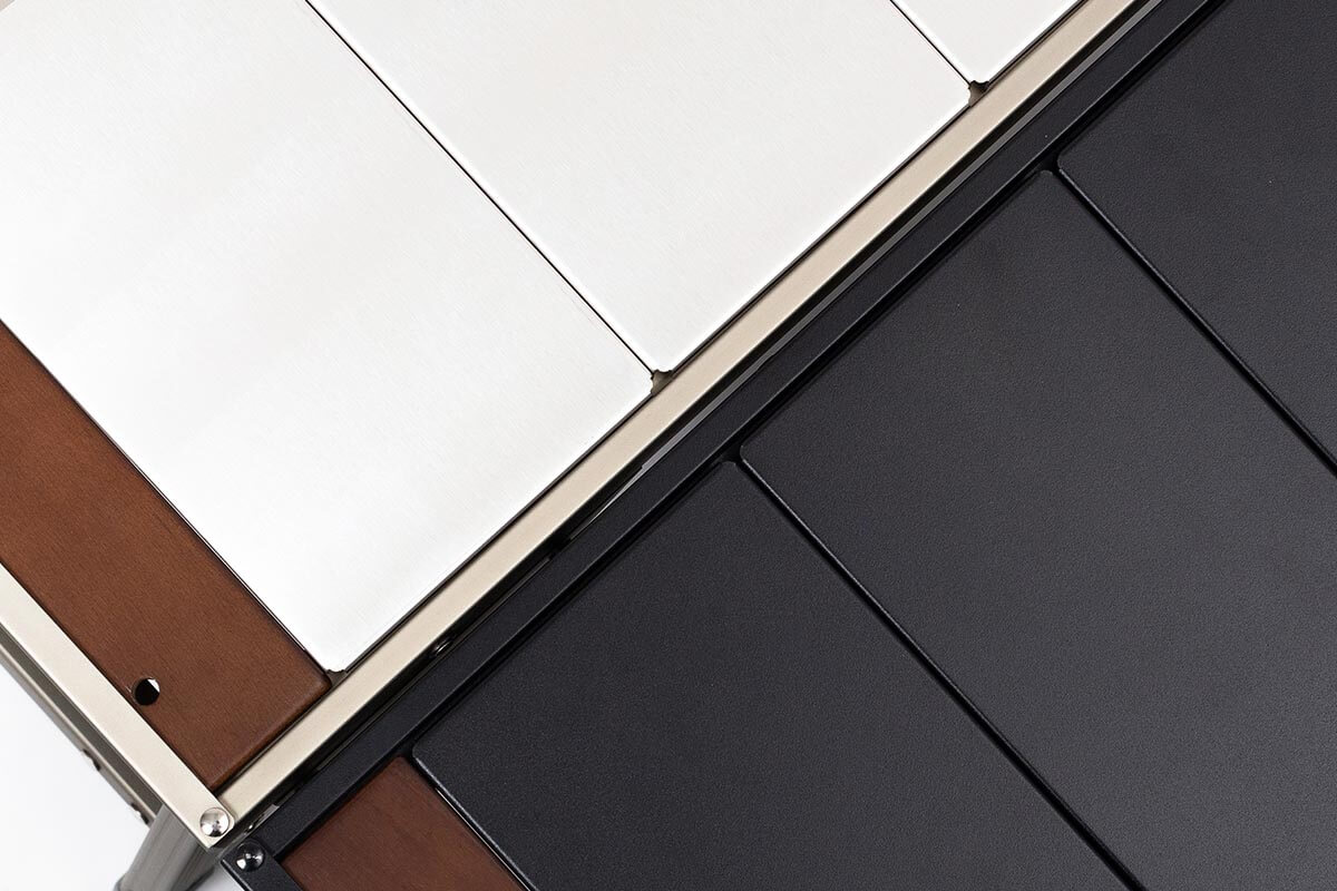 好みに合わせて選べる2色展開