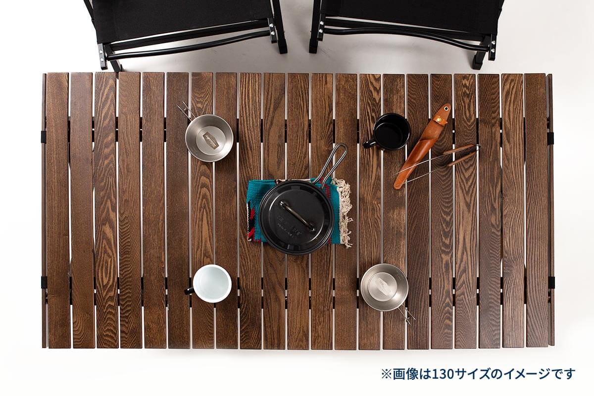 ゆとりのある広い天板面積