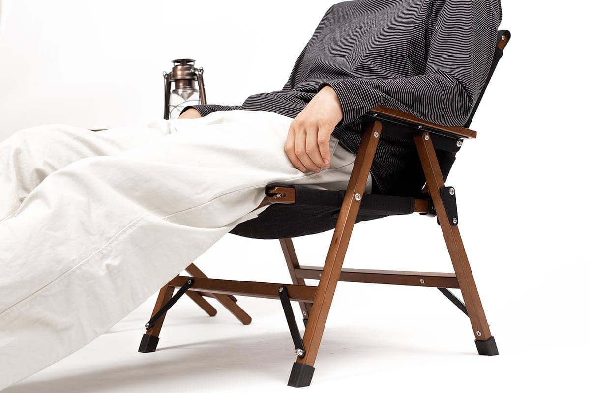 身体を包み込む座面設計