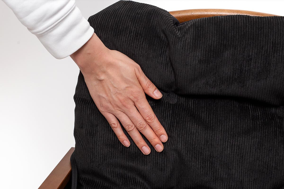 柔らかな質感のコーデュロイ生地