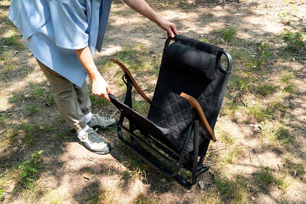 開くだけの簡単設置